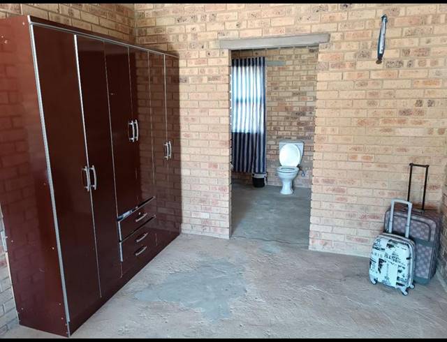 0 BEDROOM HOUSE FOR SALE IN VAALOEWER